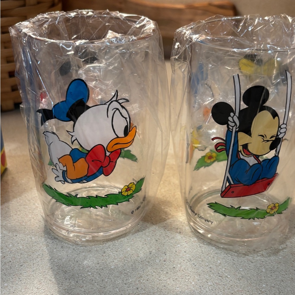 Vintage Disney Babies Juice Glasses still wrapped in box - Picture 2 of 3